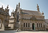 Saint Thgonnec, Church Enclosure, the ossuary